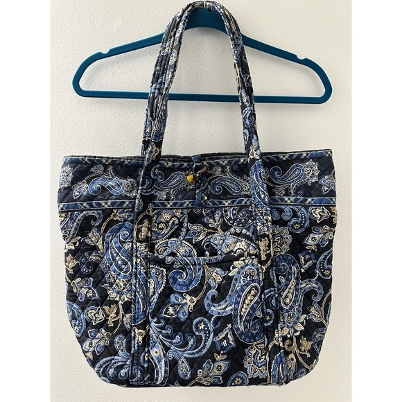 Vera Bradley Windsor Navy Blue Handbag Tote Discontinued Pattern - Picture 1 of 10